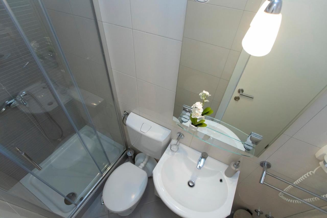 Villa Milenka - Apartmani Gorana Tučepi Екстериор снимка