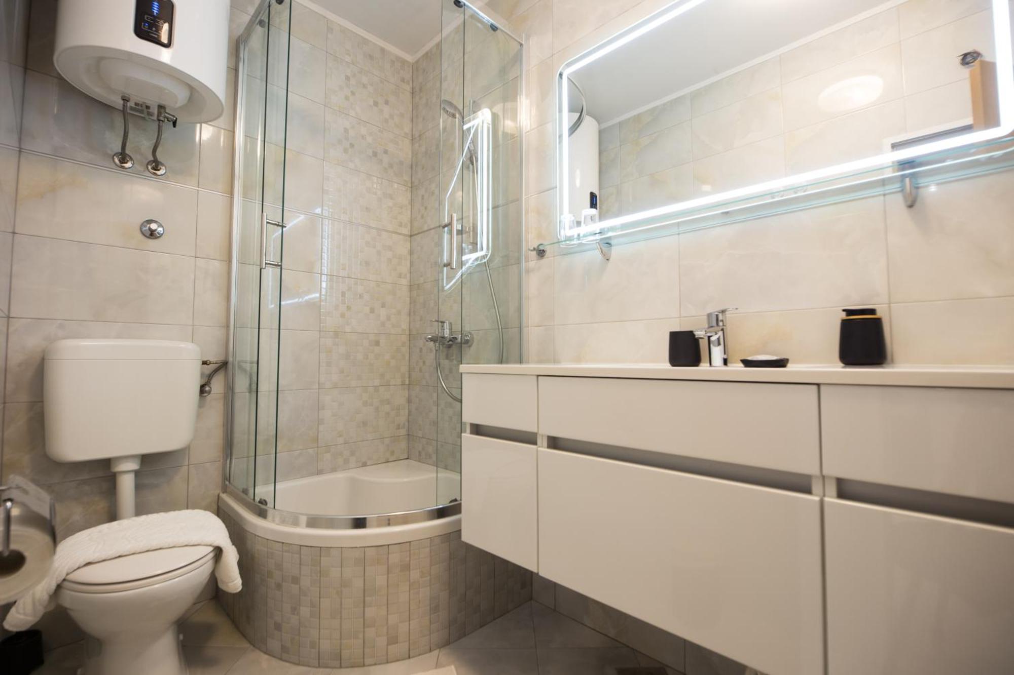 Villa Milenka - Apartmani Gorana Tučepi Стая снимка